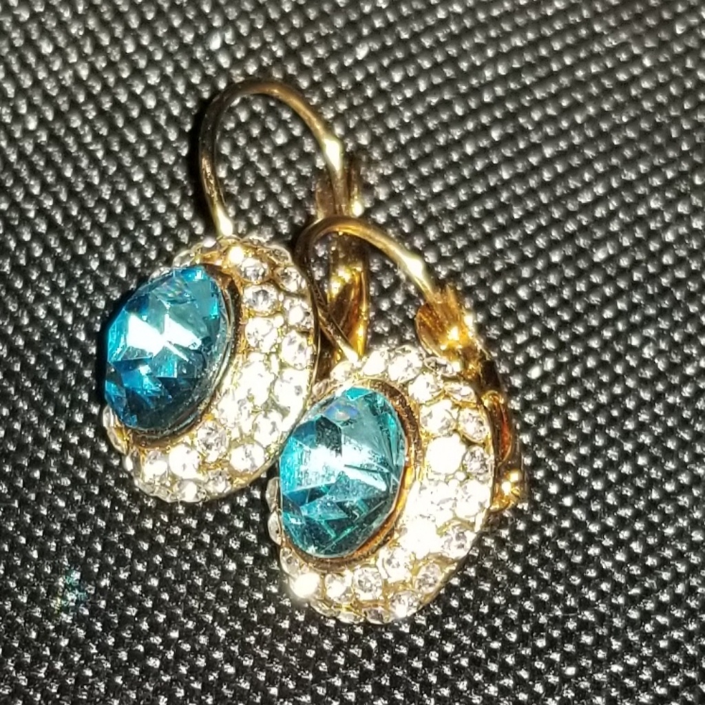 Swarovski Element Crystal Wedding/ Bridal Earrings